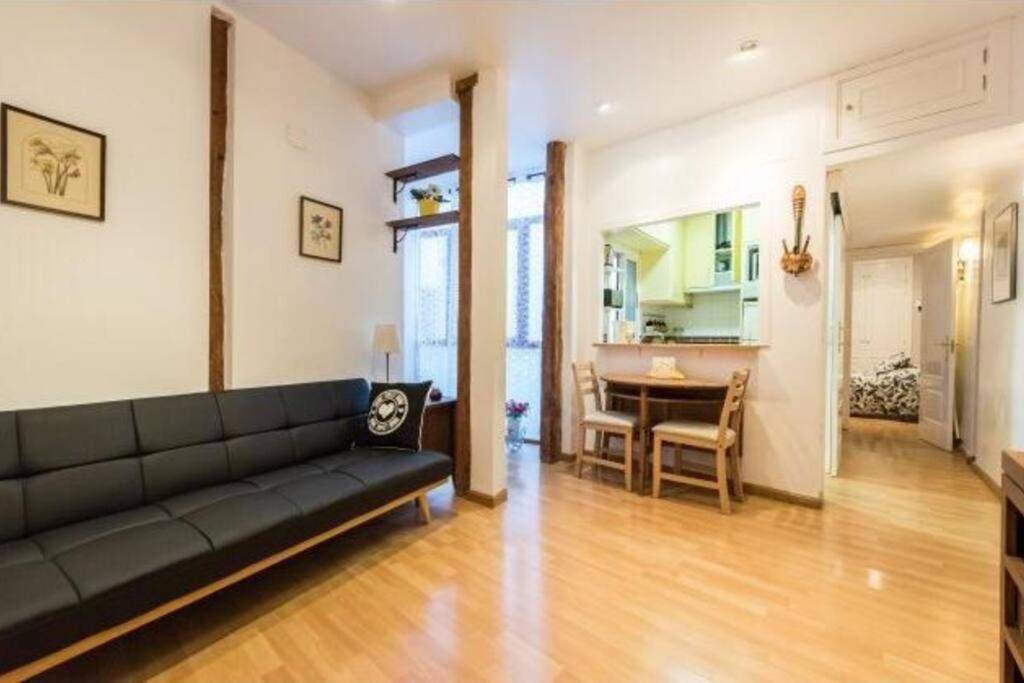 Luminoso Apartamento En Lavapies-Tirso De Molina Madrid Exteriér fotografie